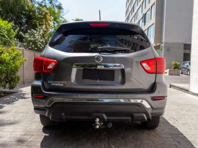Nissan Pathfinder Advance 3.5 2020