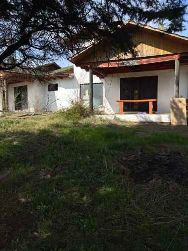 EN ARRIENDO GRAN CASA EN PARCELA