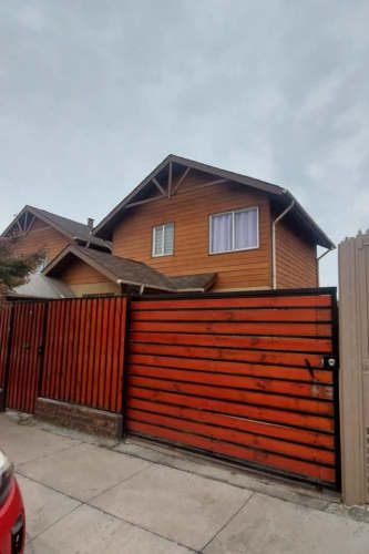 Casa 3 dormitorios, condominio, Peñaflor