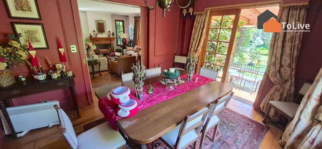 Gran Casa, 250 m2, terraza, piscina y quincho (137057)