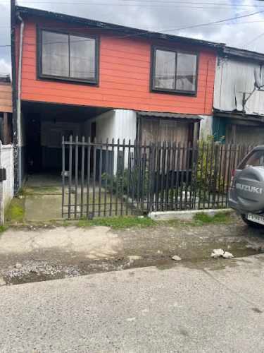 VENDE CASA 5 DORMITORIOS CON 92 M2 - SECTOR MIRASOL –VOLCAN APAGADO