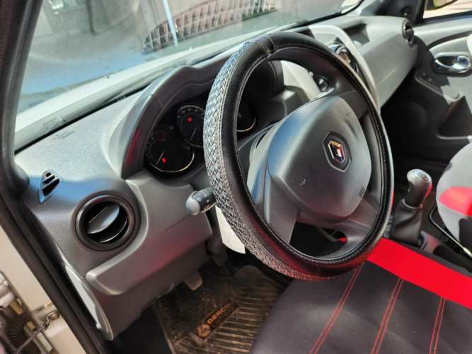 RENAULT DUSTER 2019 - IMPECABLE