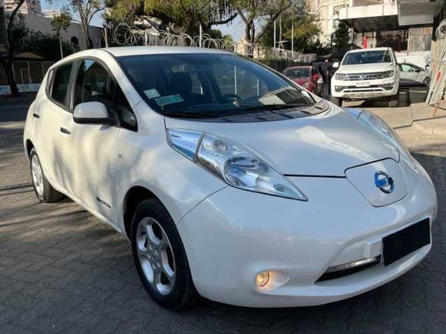 NISSAN LEAF AT - 2017 | 6