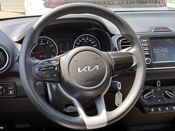 KIA SOLUTO 2025
