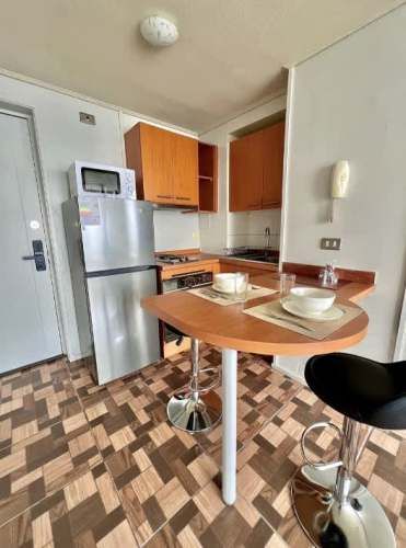 Arriendo departamento 1 dormitorio amoblado a pasos Estación de Metro