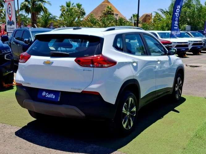 CHEVROLET TRACKER 2024