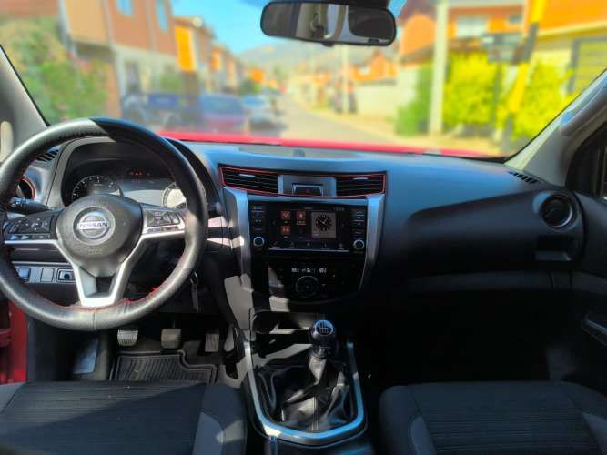 VENDO NISSAN NAVARA XE DIESEL 2.3