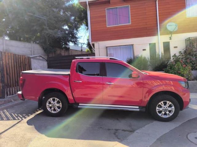 VENDO NISSAN NAVARA XE DIESEL 2.3