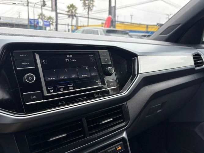 VOLKSWAGEN T-CROSS 2021