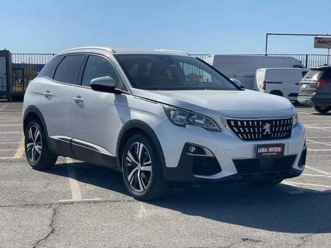 PEUGEOT 3008 2020