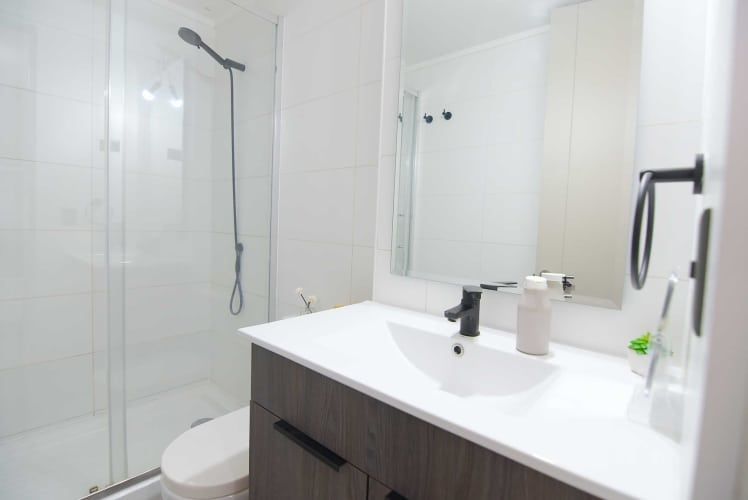 Depto excelente conectividad Metro Hospitales (137130)