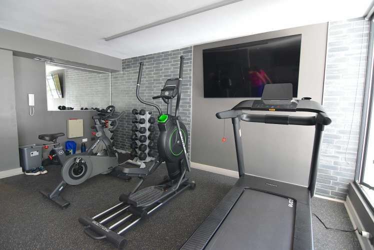 Depto excelente conectividad Metro Hospitales (137130)