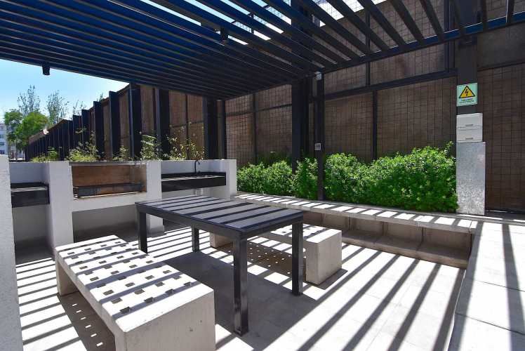 Depto excelente conectividad Metro Hospitales (137130)