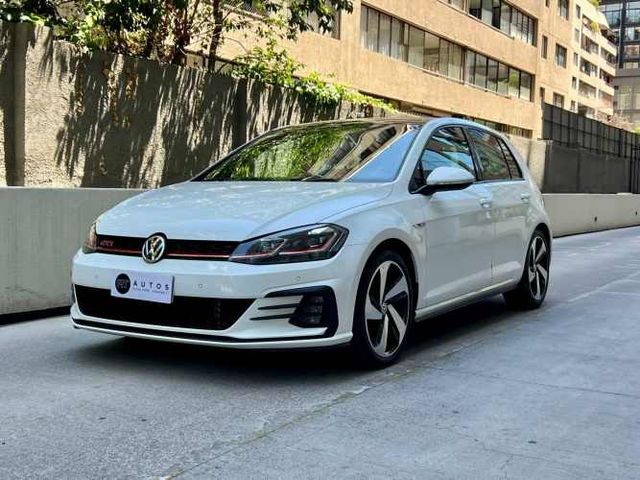 Volkswagen Golf 2.0 TSI DSG Auto GTI