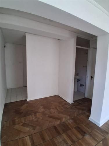 DEPARTAMENTO LUXEMBURGO CON CAMPANARIO