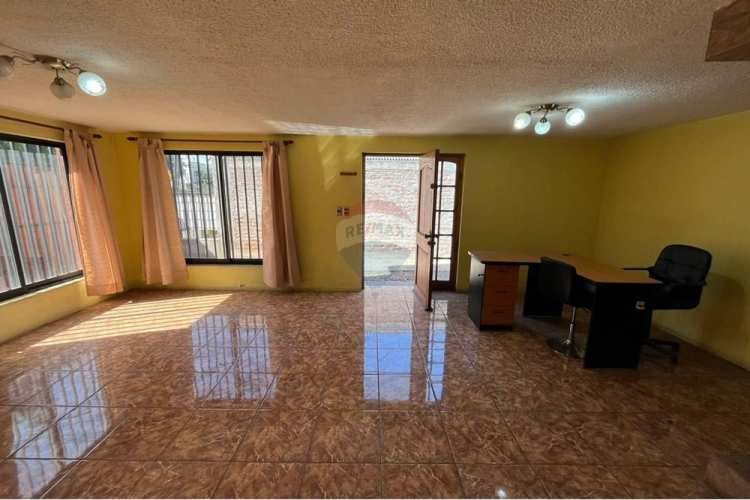 Arriendo con excelente conectividad
