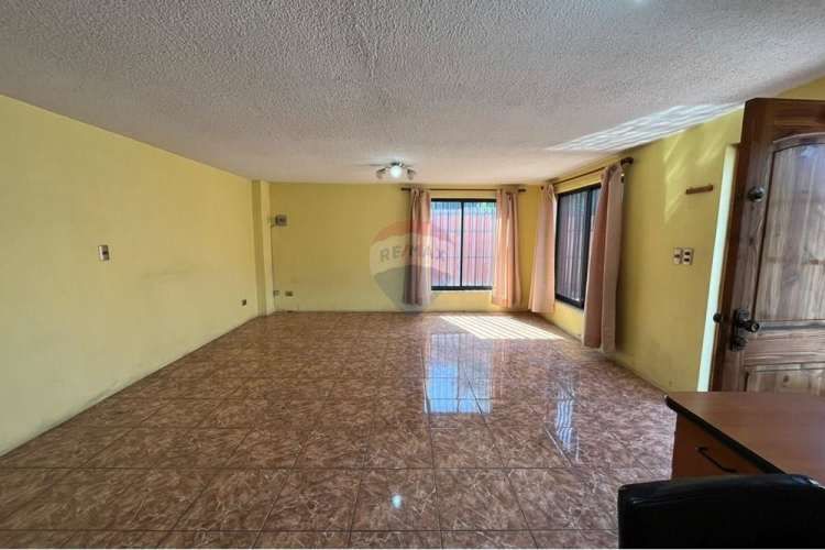 Arriendo con excelente conectividad