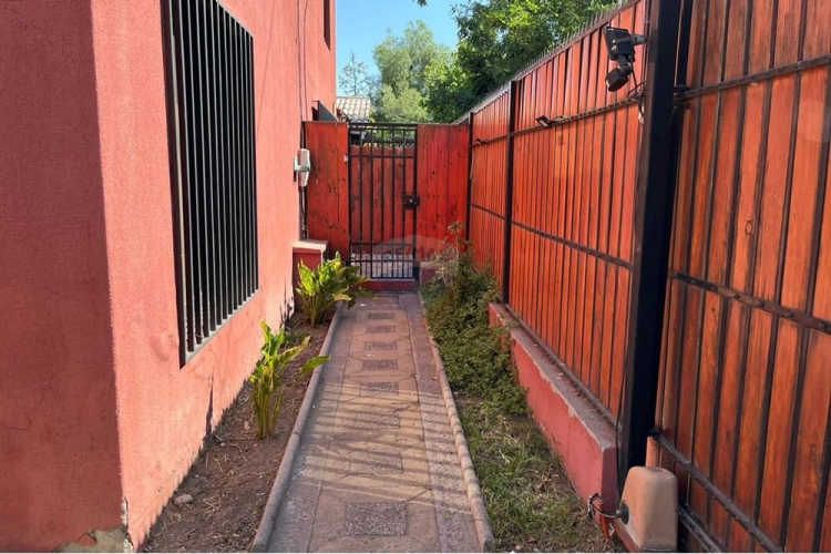 Arriendo con excelente conectividad