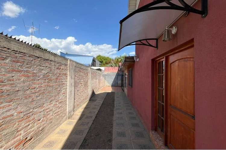 Arriendo con excelente conectividad