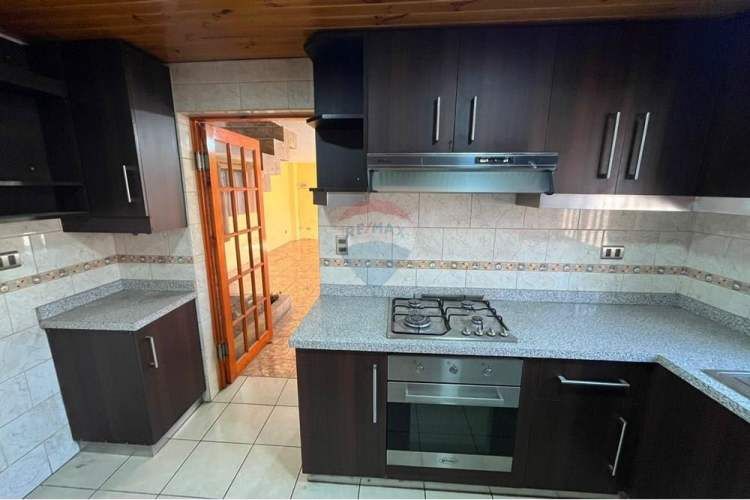 Arriendo con excelente conectividad