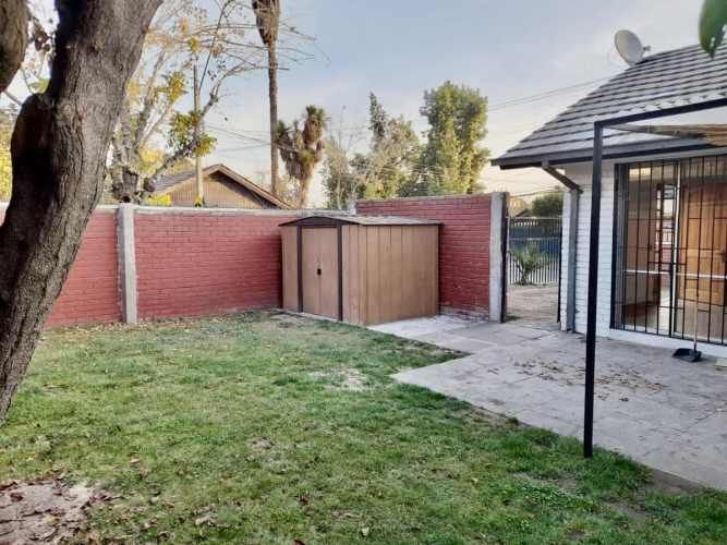 CASA Av. Alejandro Fleming / Duqueco