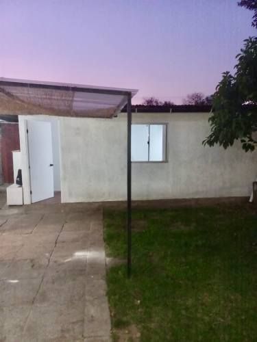 CASA Av. Alejandro Fleming / Duqueco