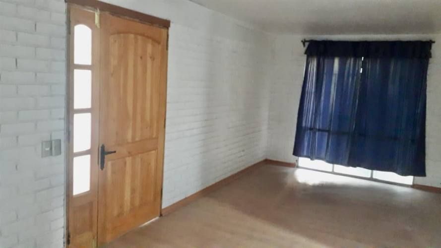 CASA Av. Alejandro Fleming / Duqueco