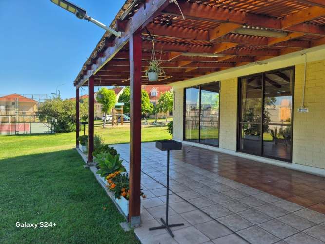 ESPECTACULAR CASA 3 PISOS TE ESPERA