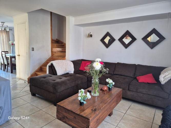 ESPECTACULAR CASA 3 PISOS TE ESPERA