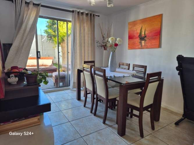 ESPECTACULAR CASA 3 PISOS TE ESPERA