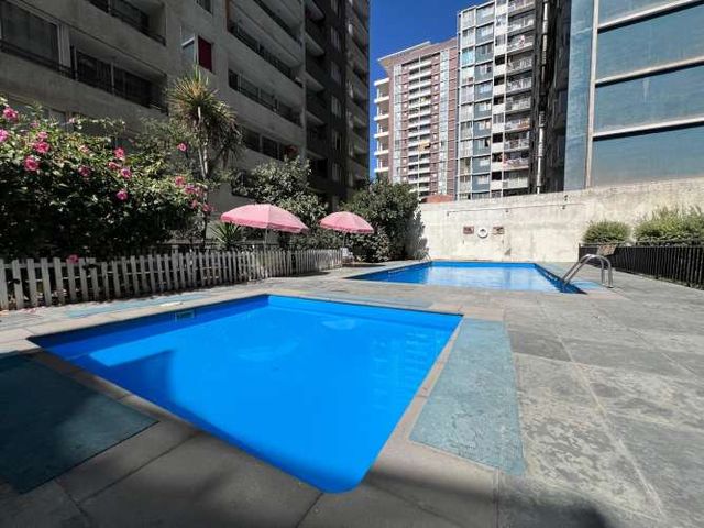 1 DORM 1 BAÑO VISTA ORIENTE A METROS DE LIRA S/ESTAC S/BODE