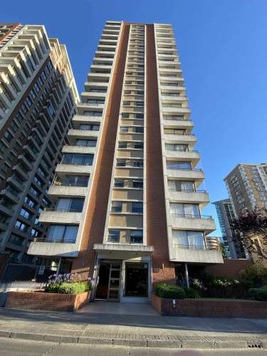 ARRIENDO DEPARTAMENTO EDIFICIO COCHRANE 1140 (137242)