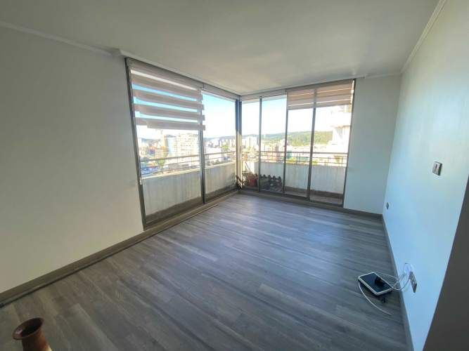 ARRIENDO DEPARTAMENTO EDIFICIO COCHRANE 1140 (137242)