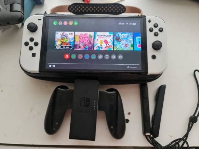Nintendo switch Oled + accesorios