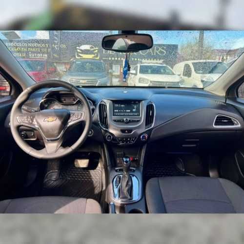 Chevrolet Cruze automático.