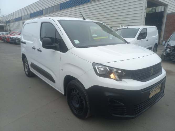 PEUGEOT PARTNER L1 HDI AÑO 2022