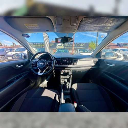 Kia rio5.