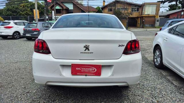 PEUGEOT  301 1.6 HDI 2022