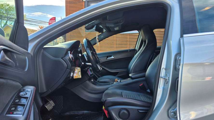 MERCEDES BENZ   A200 2017