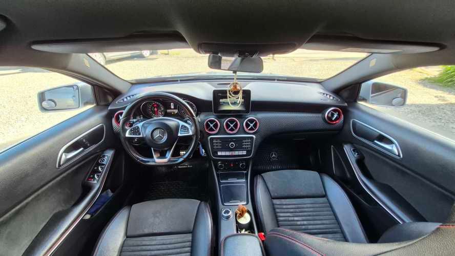 MERCEDES BENZ   A200 2017