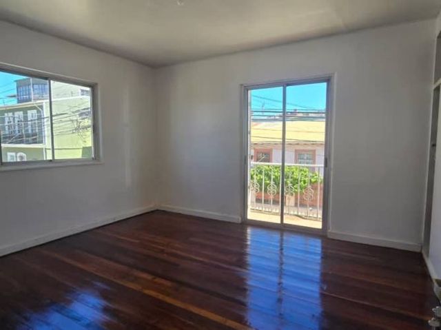 CAPITÁN THEODOR ESQUINA VISTA HERMOSA