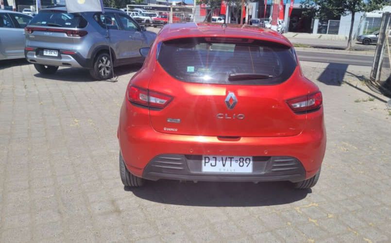 RENAULT CLIO IU HB 900 FULL MEC AÑO 2021