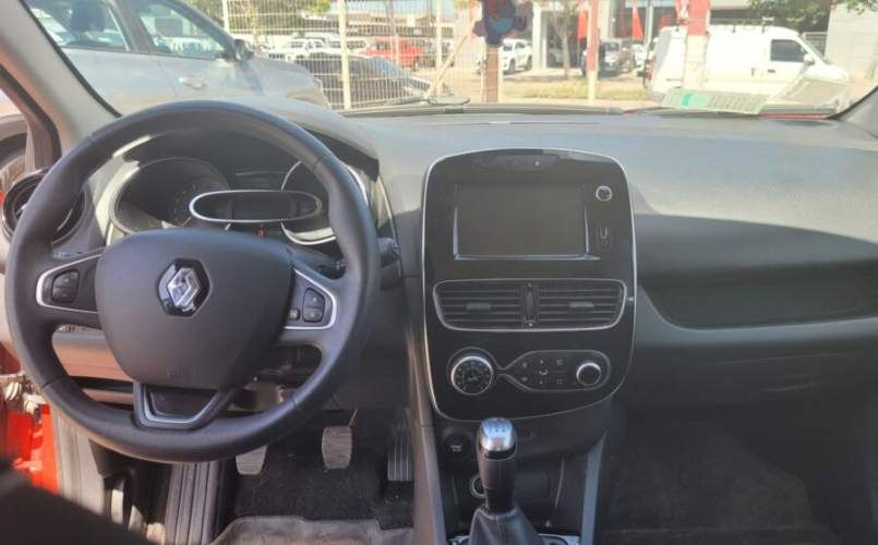RENAULT CLIO IU HB 900 FULL MEC AÑO 2021