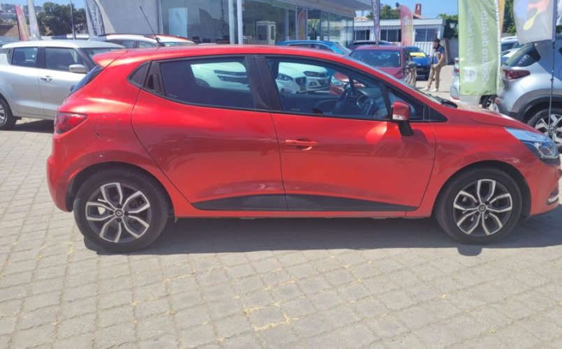 RENAULT CLIO IU HB 900 FULL MEC AÑO 2021
