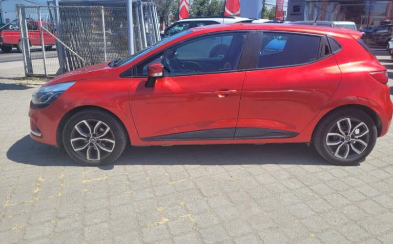 RENAULT CLIO IU HB 900 FULL MEC AÑO 2021