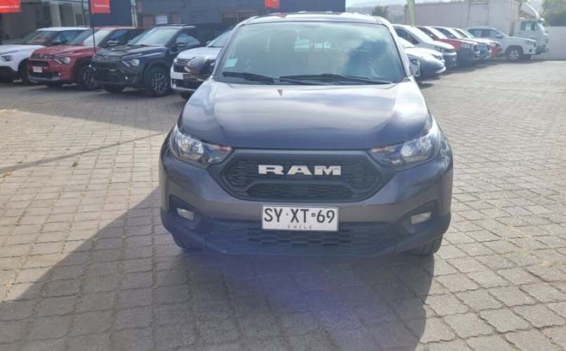 RAM 700 BIGHORN 1.3 FULL AUT AÑO 2023