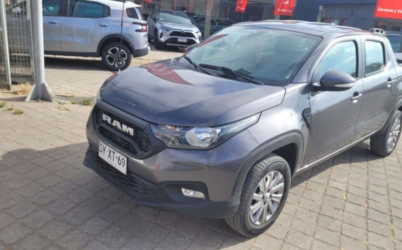 RAM 700 BIGHORN 1.3 FULL AUT AÑO 2023