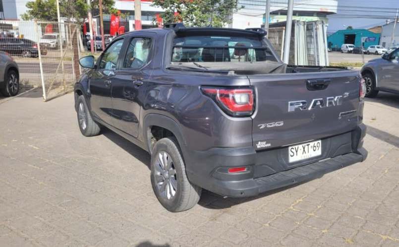 RAM 700 BIGHORN 1.3 FULL AUT AÑO 2023