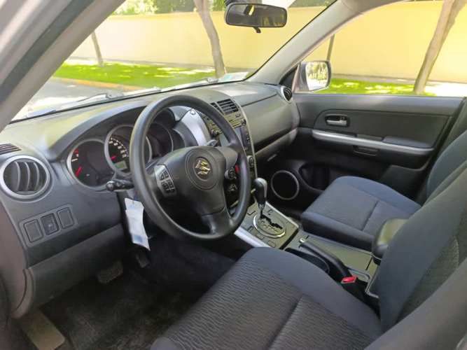 SUZUKI GRAND NOMADE 2014