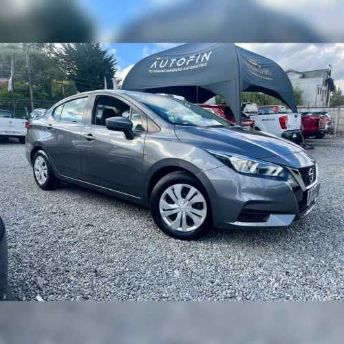 Nissan versa automático